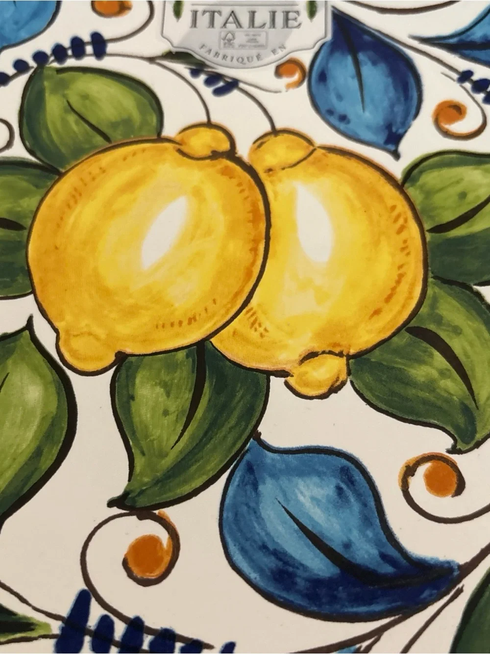 Deruta 2  LEMONS  11 1/4
